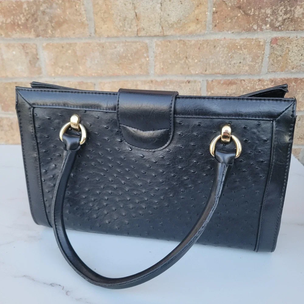 Carryland top handle